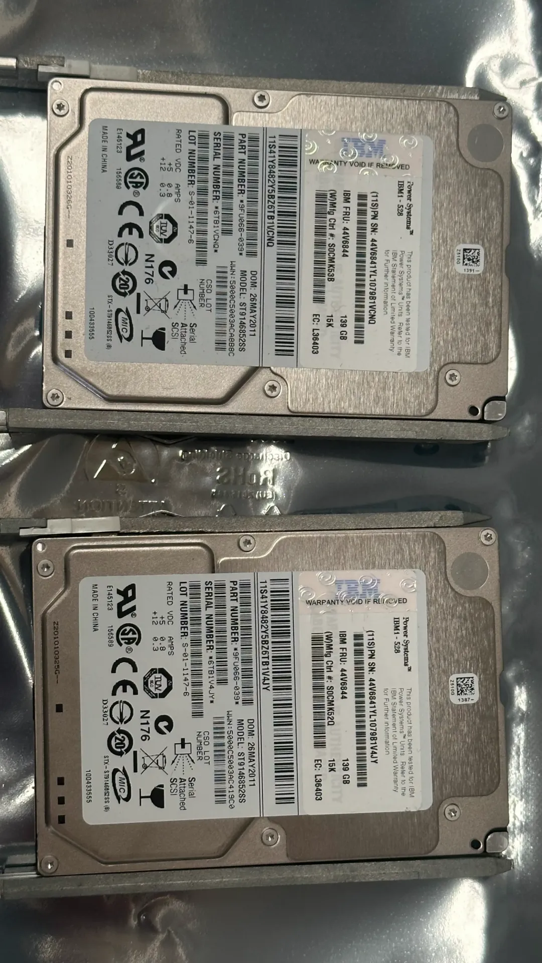 [44V6844_U] 44V6844 IBM 139GB 15K RPM SAS SFF-1 HDD